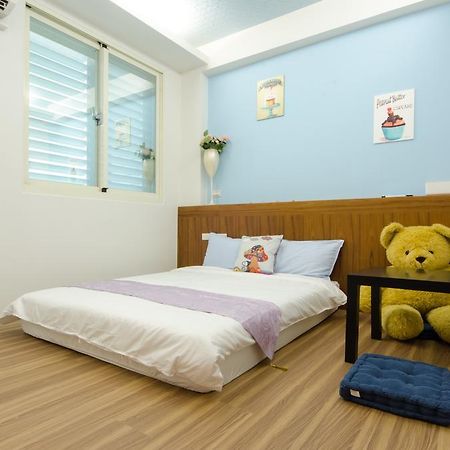 Appartement Smile Castle à Luodong Extérieur photo
