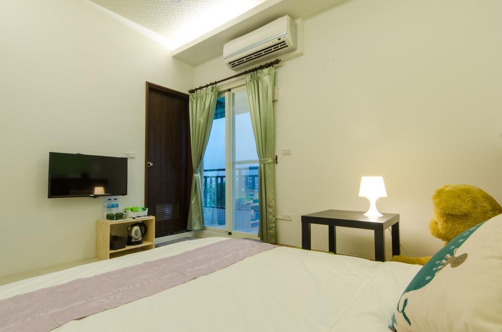 Appartement Smile Castle à Luodong Extérieur photo